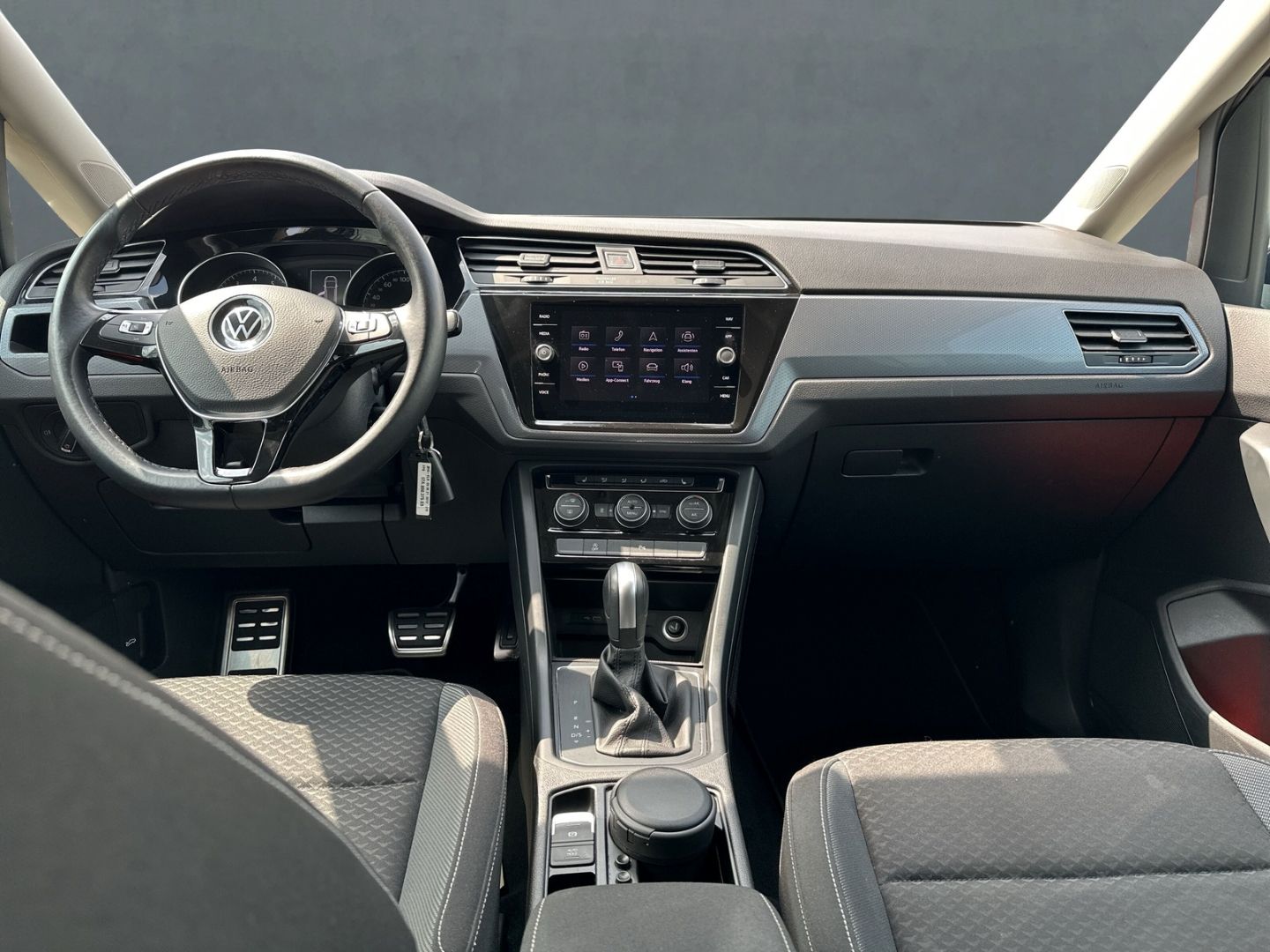 Touran 1.5 TSI DSG Active 7-Sitze StandHZG Navi 