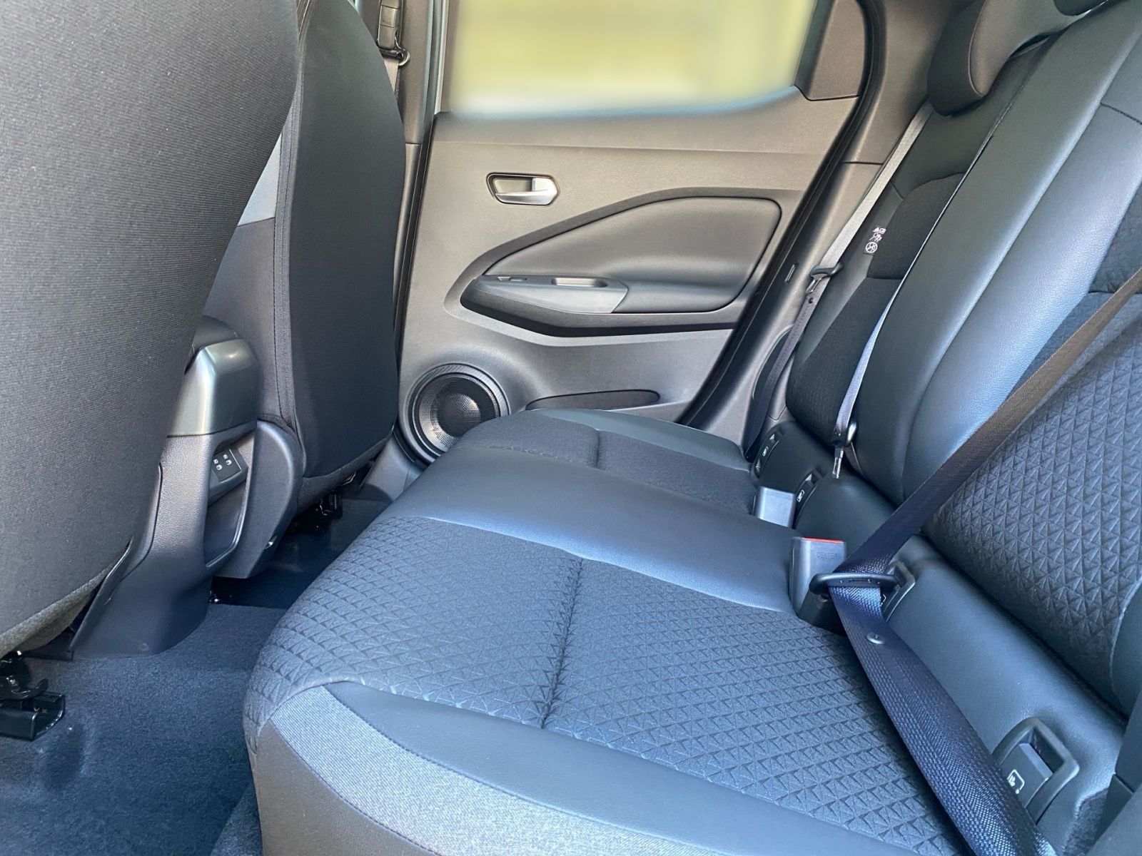 Fahrzeugabbildung Nissan Juke 1.0 DIG-T 6MT N-Connecta*Kamera*Alu*LED*PDC