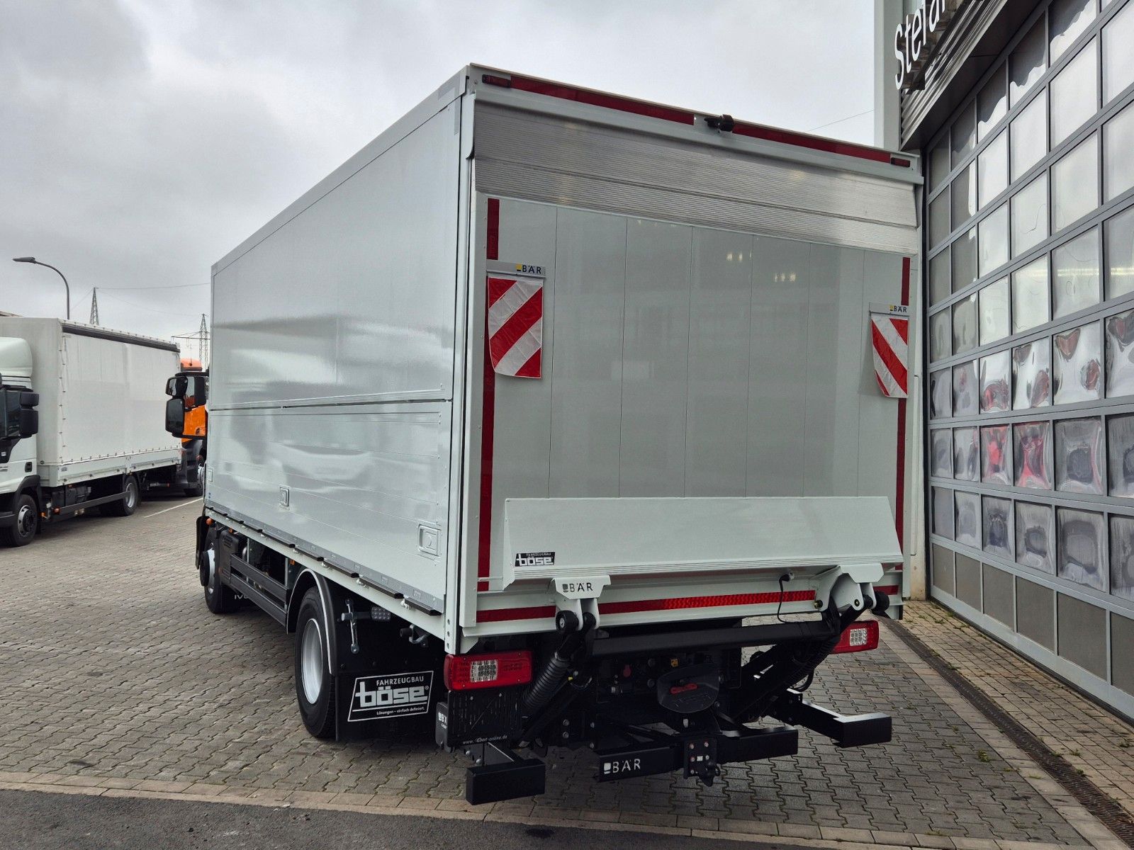 Fahrzeugabbildung Iveco Eurocargo ML160E28/FP Böse Schwenkwand LBW 2xAHK