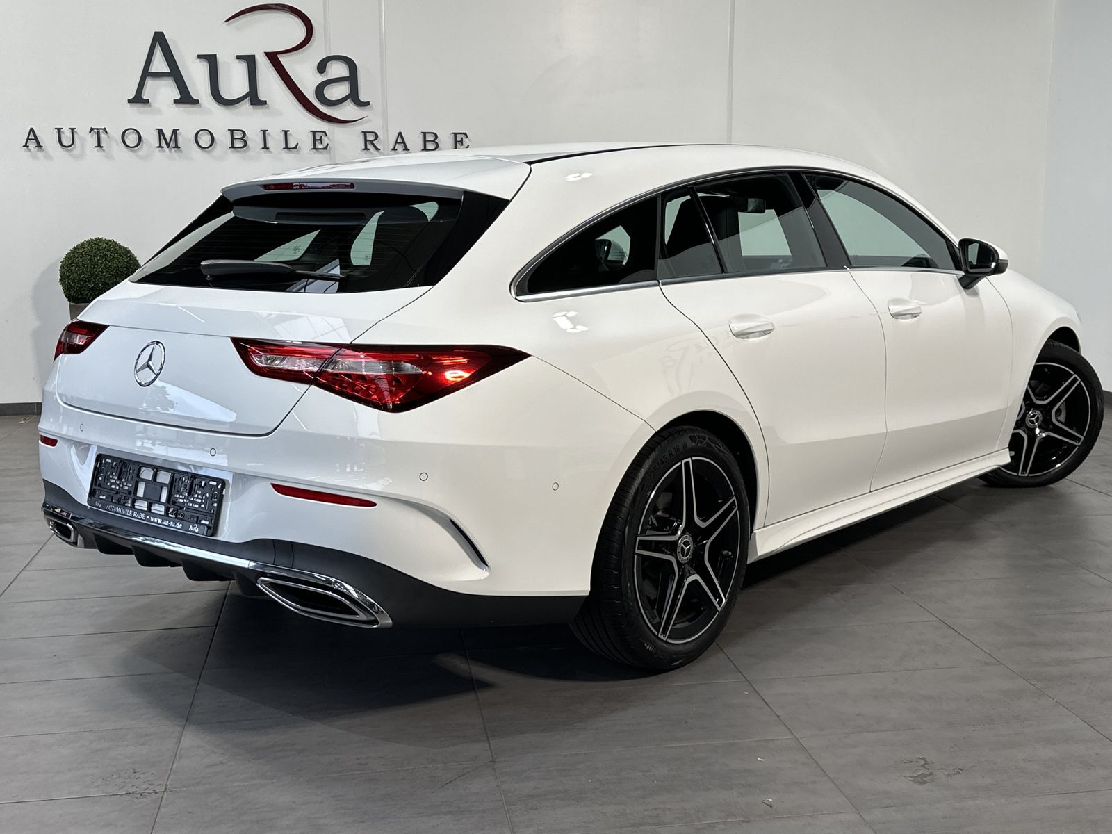 Fahrzeugabbildung Mercedes-Benz CLA 200d Shooting Brake AMG-Line NAV+KAM+CARPLAY