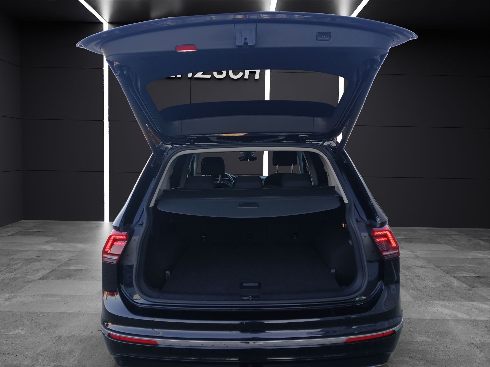 Fahrzeugabbildung Volkswagen Tiguan Allspace TDI Highline DSG 4M R-Line LED A