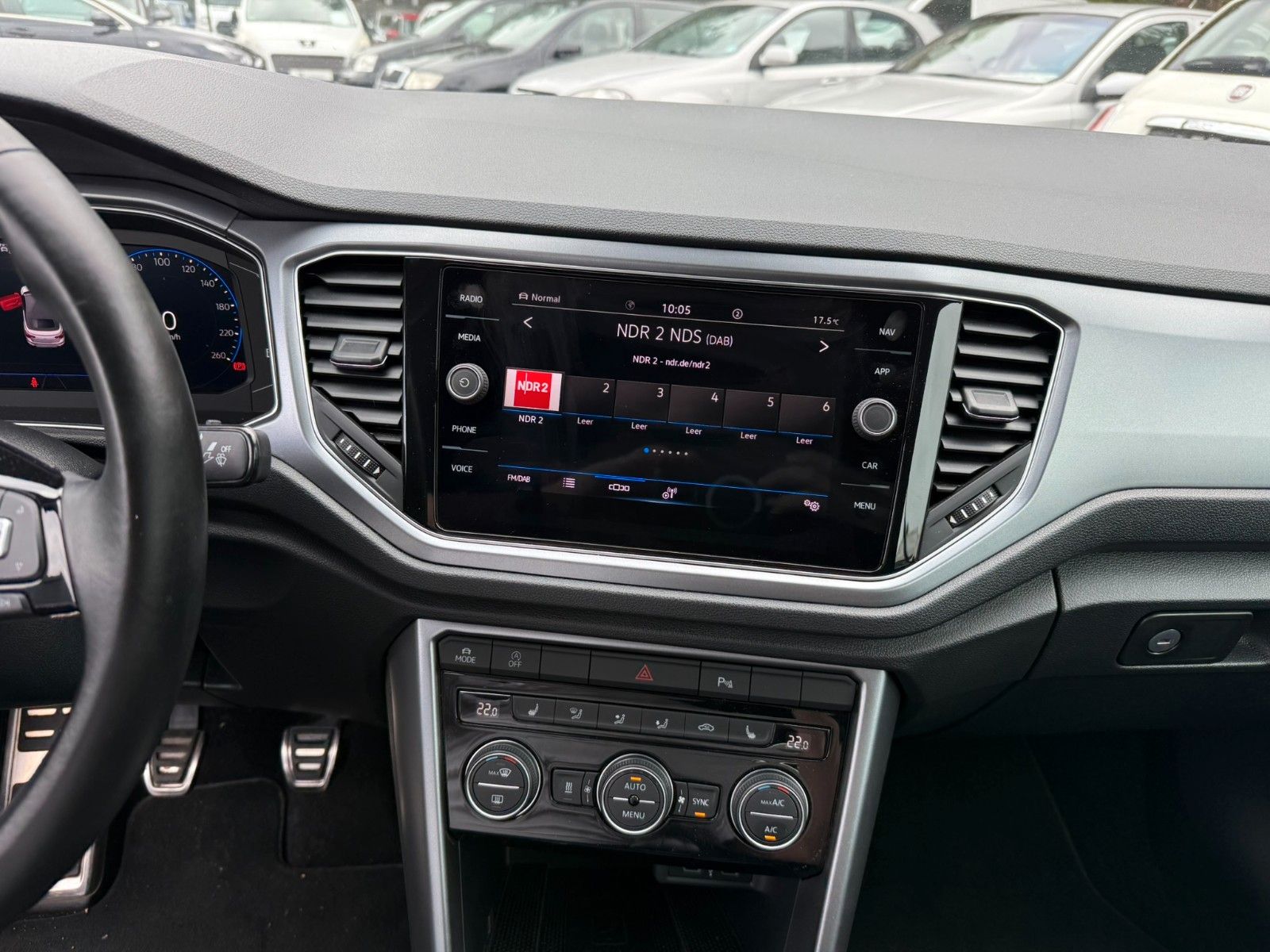 Fahrzeugabbildung Volkswagen T-Roc Cabriolet Active