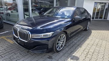 BMW 750 - 2