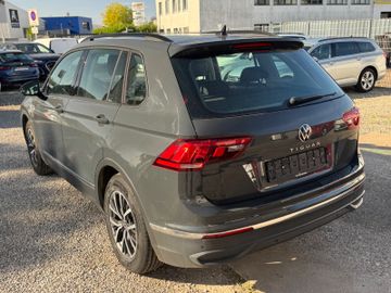 Volkswagen Tiguan - 7