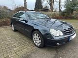 Mercedes-Benz CLK 220 CDI AVANTGARDE - Mercedes-Benz CLK 220: Coupe