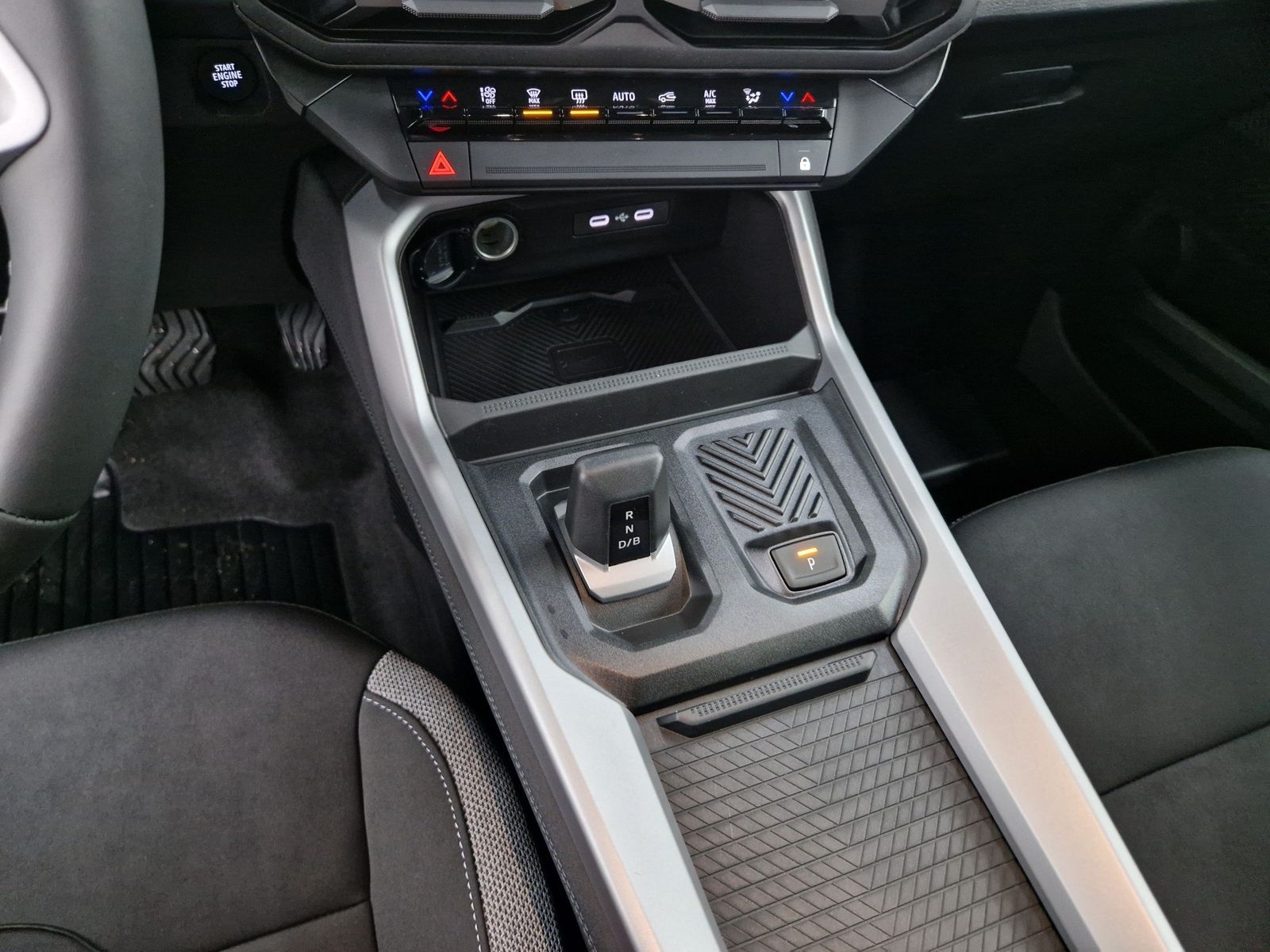 DACIA Bigster  Journey Hybrid 155 Winter-Plus – Bild 20