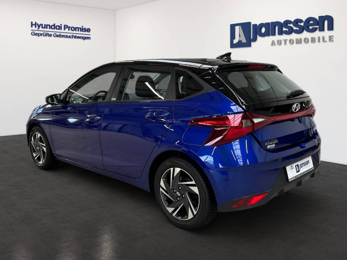 Fahrzeugabbildung Hyundai i20  Intro Edition Dach-Lackierung