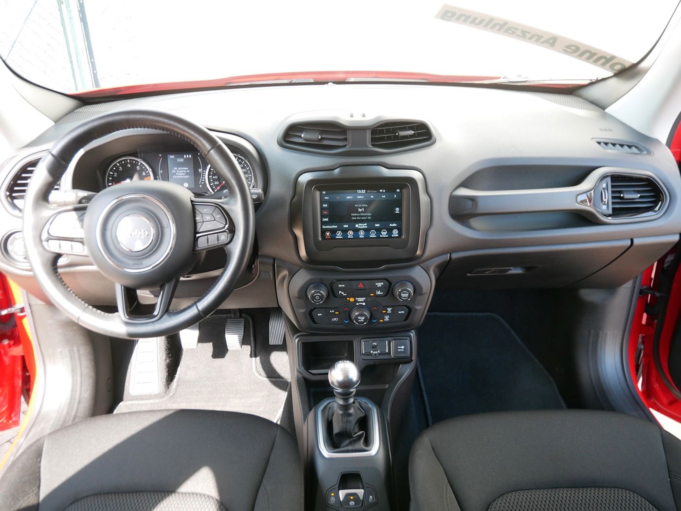 Fahrzeugabbildung Jeep Renegade 1.0 Night Eagle AHK PDC DAB Tempomat