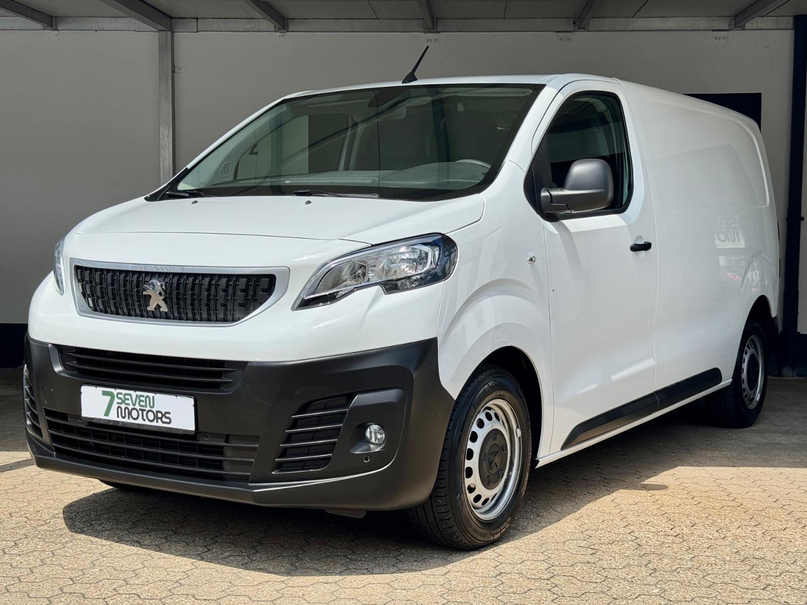 Peugeot Expert Kasten L2H1 Premium 3-Sitze Navi AHK Reg.