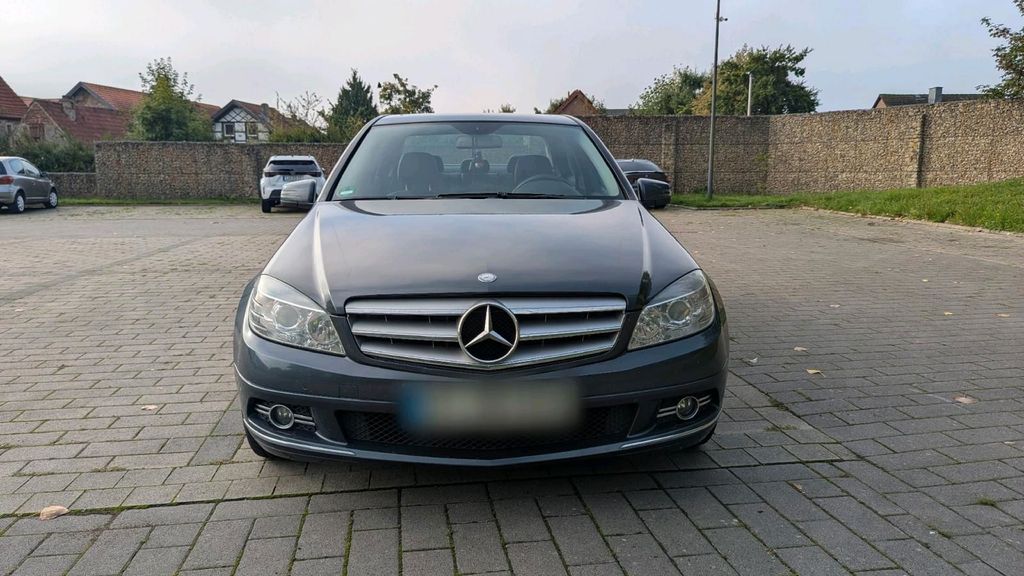 Image of Mercedes-Benz C 200