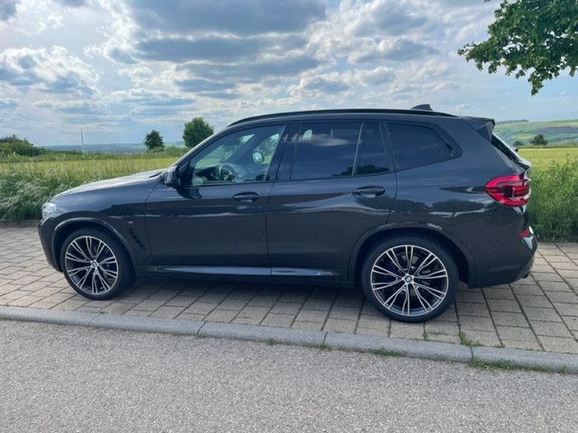 Image of BMW X3 M40