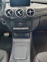 Mercedes-Benz B200  - Mercedes-Benz 200: Limousine