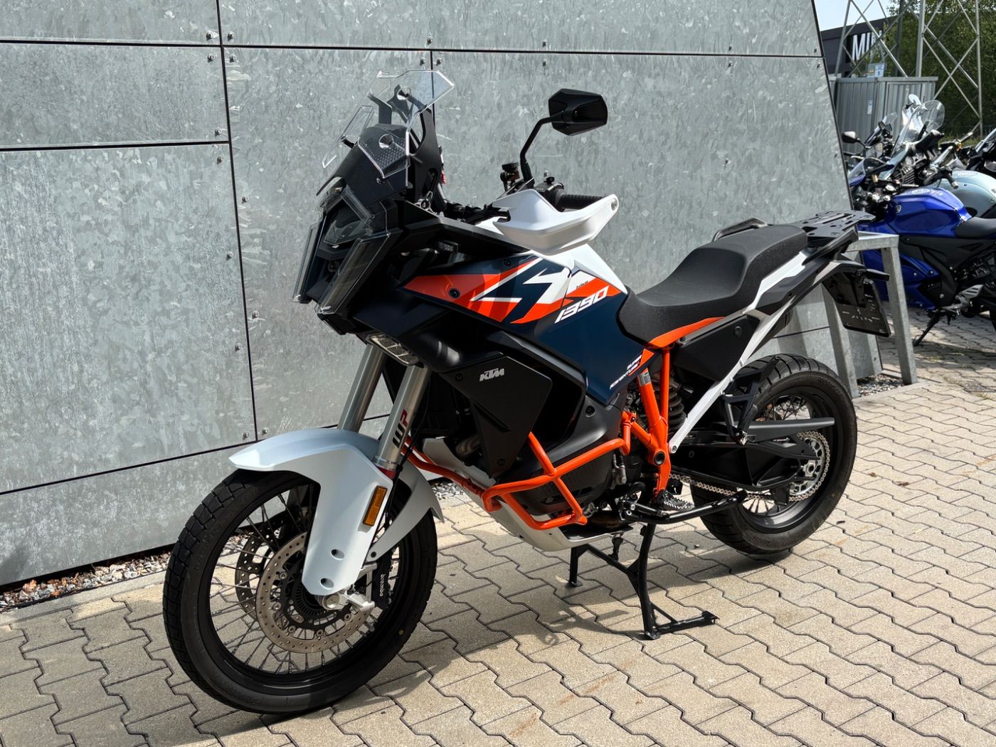 Fahrzeugabbildung KTM 1390 Super Adventure R Techpack, Remus