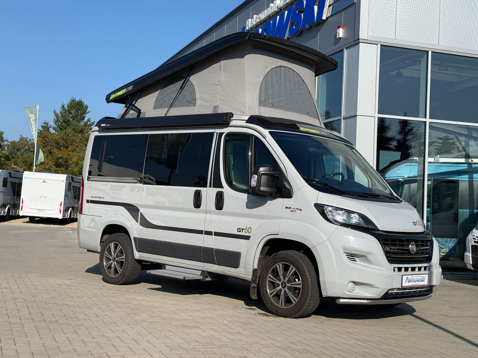 Fahrzeugabbildung HYMER / ERIBA / HYMERCAR Sydney GT 60 Limited