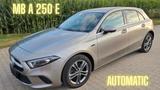 Mercedes-Benz A 250 e LED Teil Leder MBUX Kamera 8 x Alu  EQ