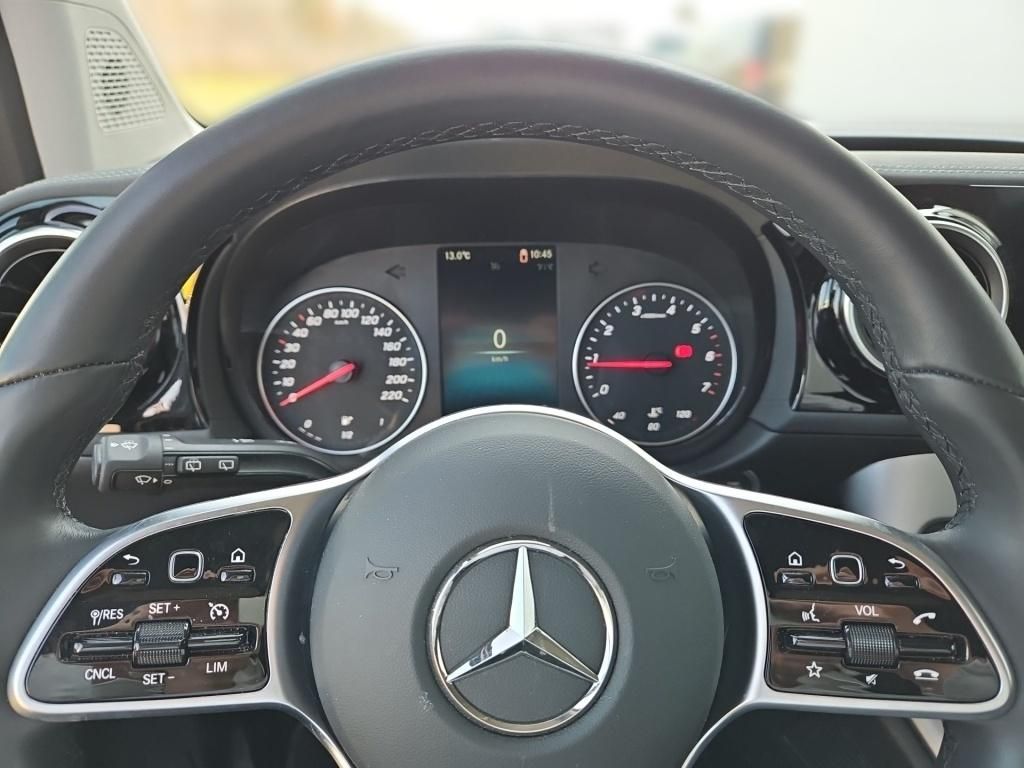 Fahrzeugabbildung Mercedes-Benz T 180 PROGRESSIVE Navi LED PTS RFK SHZ Tisch GRA