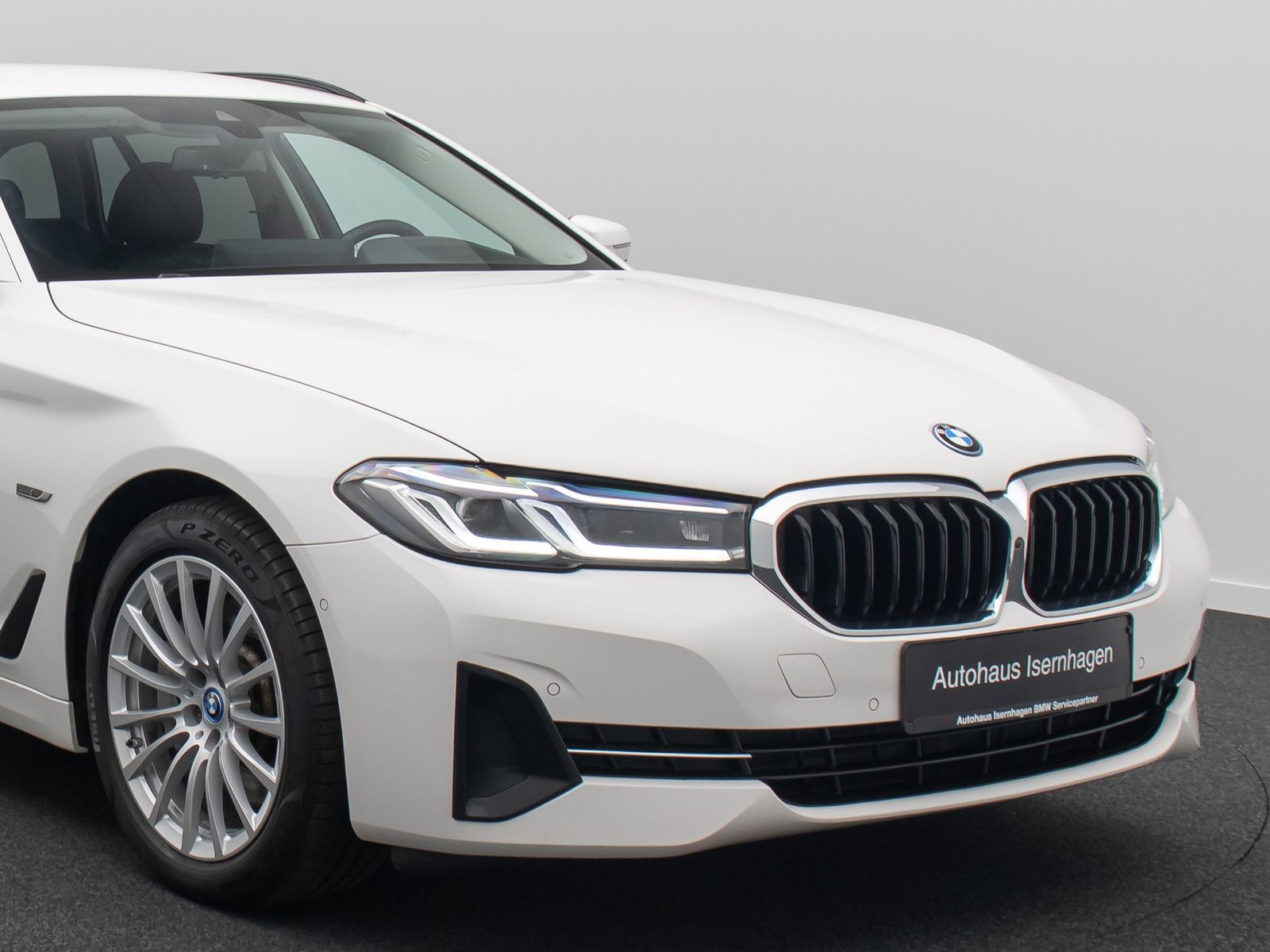 Fahrzeugabbildung BMW 530e 360°Laser HUD DAB HiFi Komfort Alarm Sport