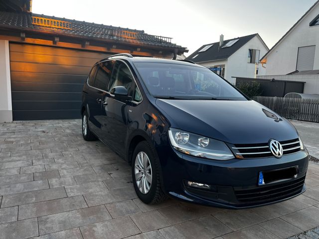 Volkswagen Sharan 2.0TDI 170PS*MATCH*7SITZER*PANO*NAVI*AHK*