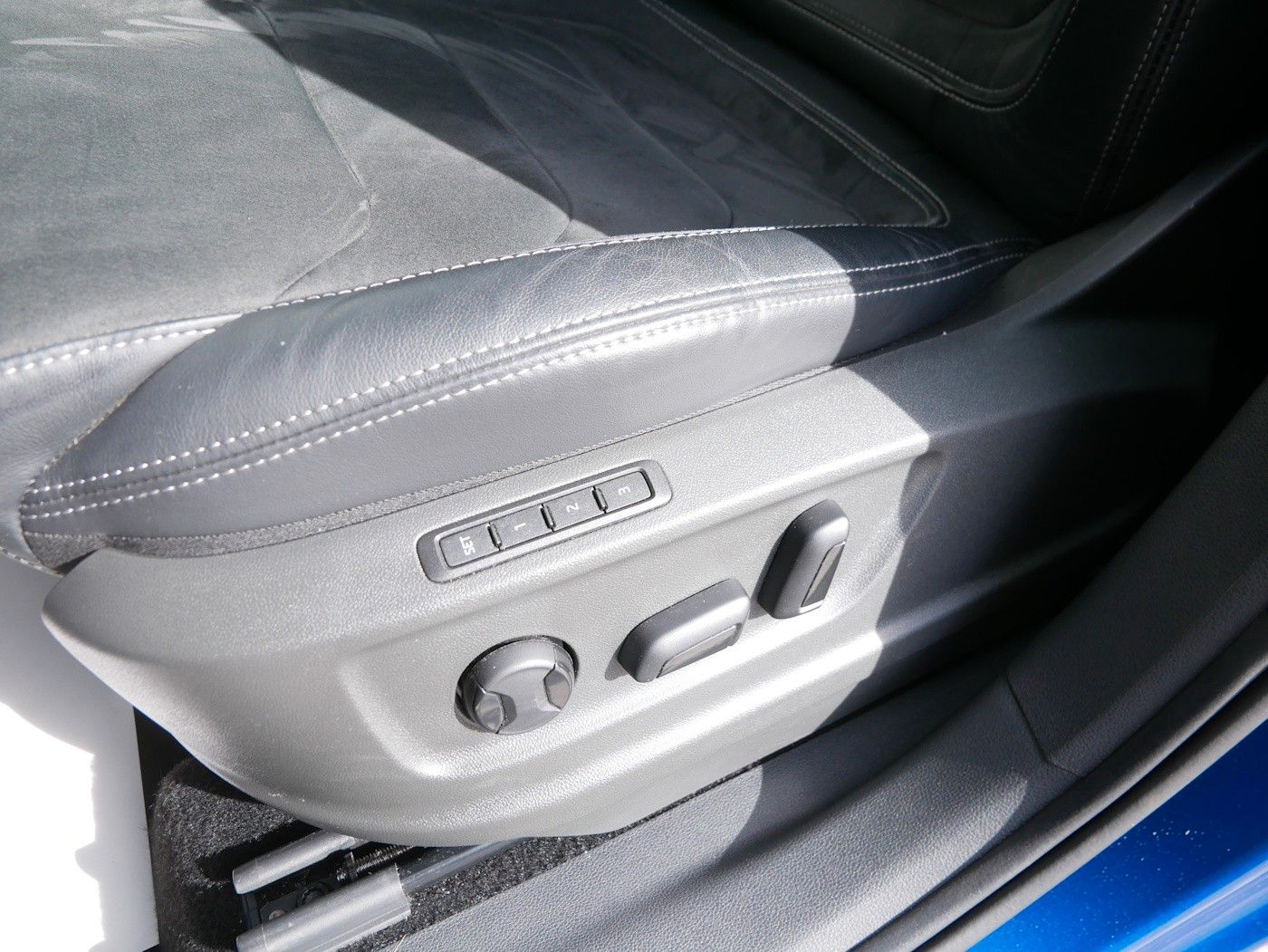 Fahrzeugabbildung SKODA Kodiaq 2.0 TDI STYLE DSG Kamera MATRIX SHZ+LHZ