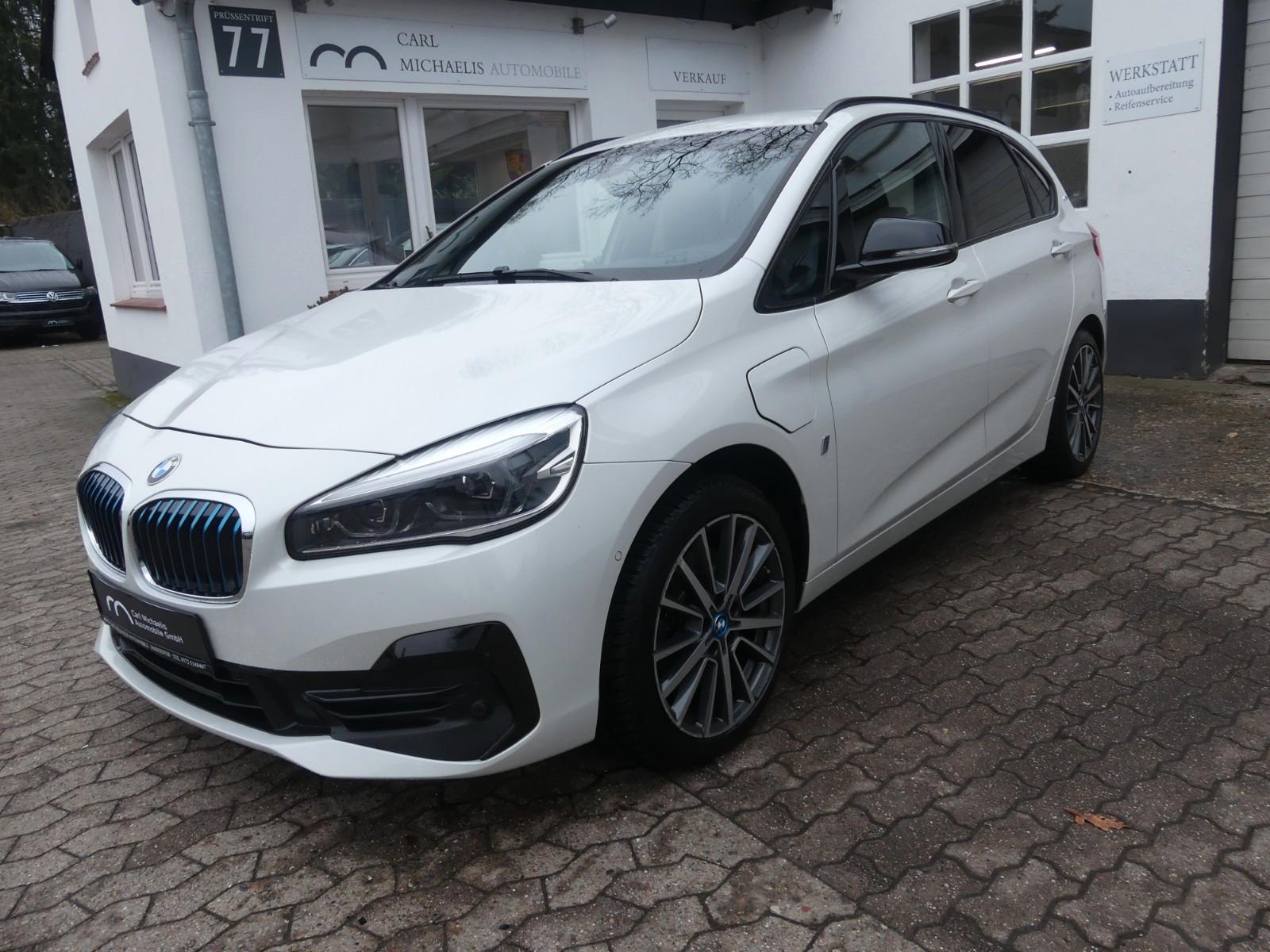 BMW 225 xe Sport Line, Navi, Kamera, HUD