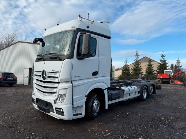 Mercedes-Benz Actros 2545*Retarder*Mitnahmestapler*350.000km