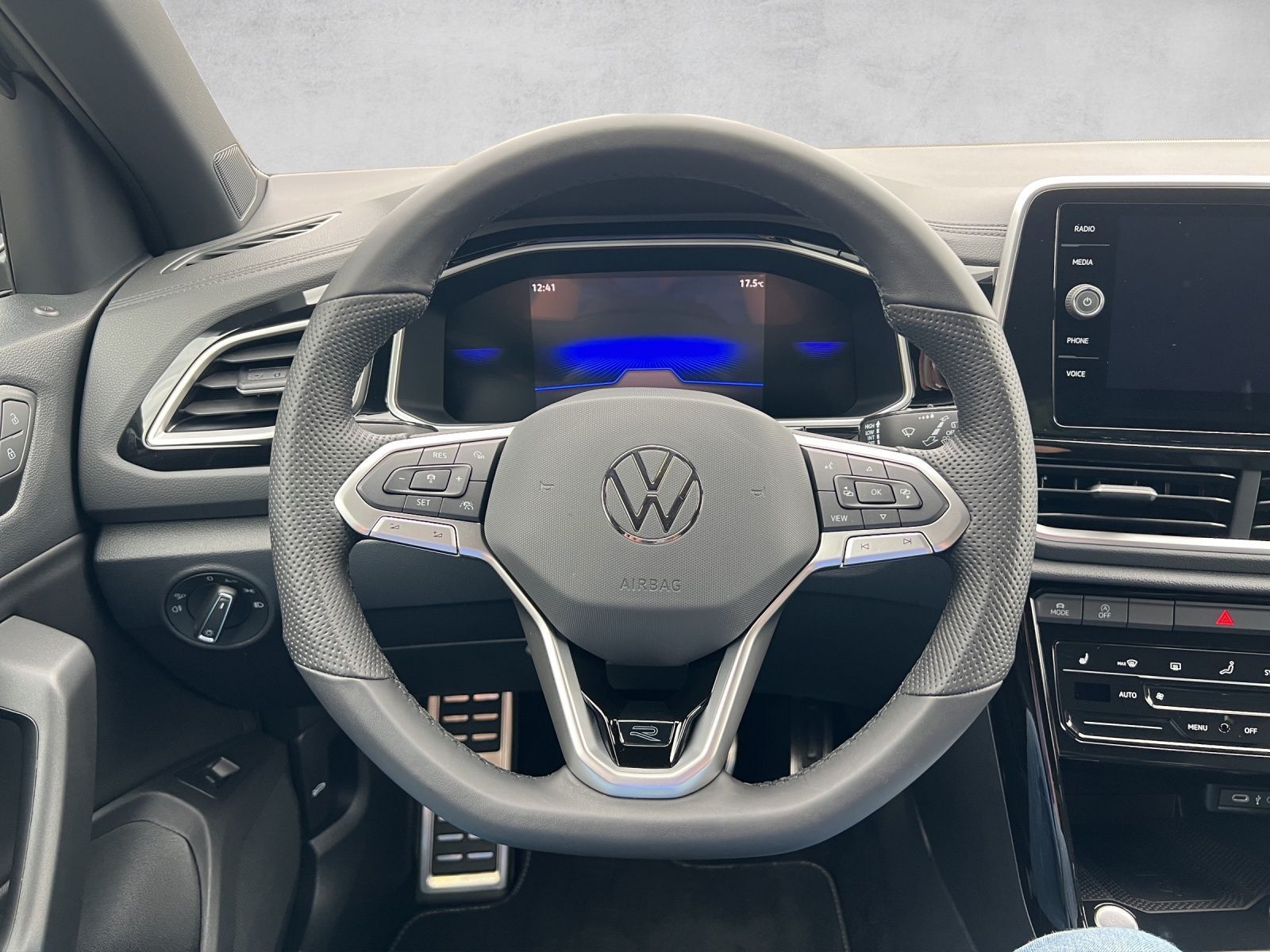 T-Roc R-Line 1.0 TSI*ACC*Navi*RearView*Klima