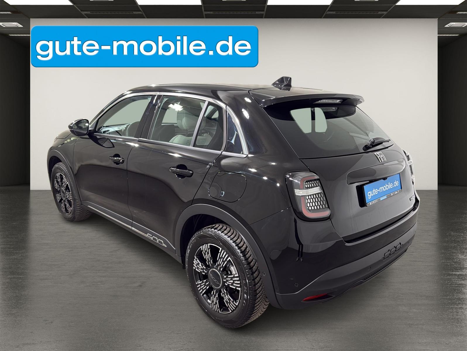 Fiat 600 Hybrid Autom.|PDC |KAMERA |SHZ |KEYLESS |17"
