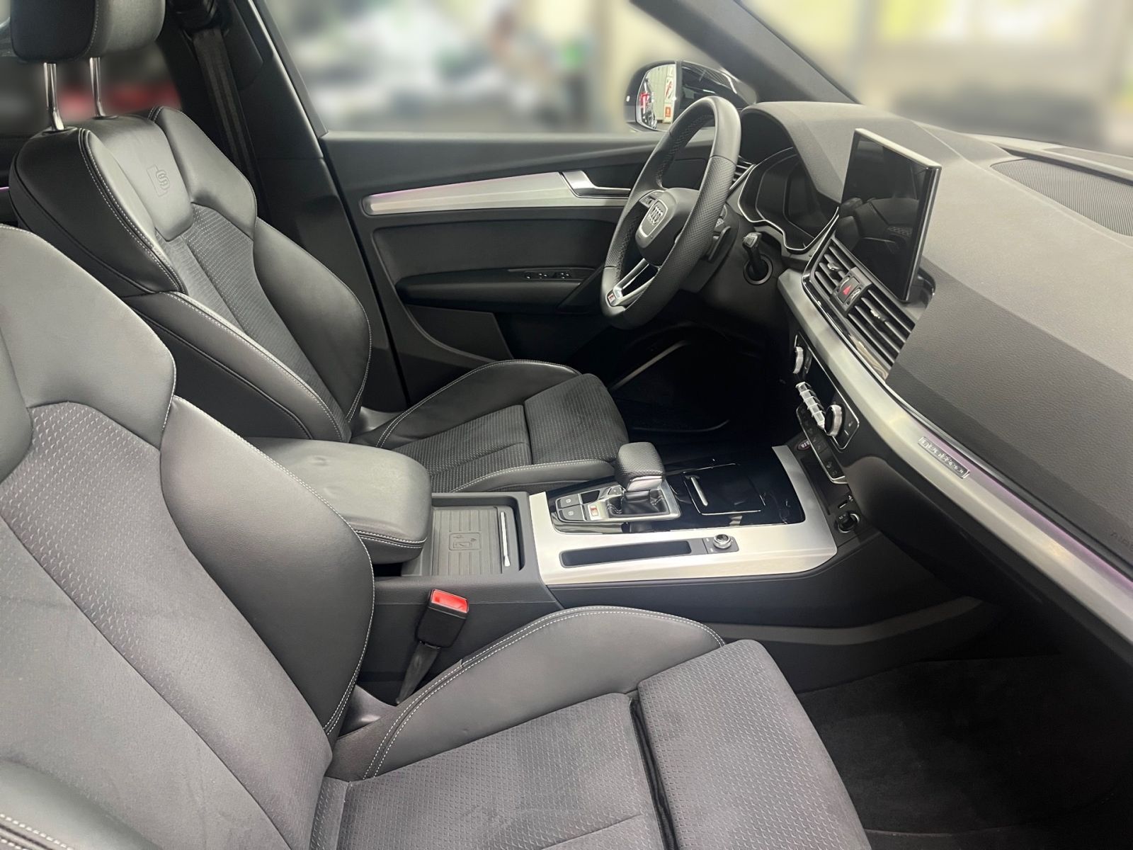 Audi SQ5 - Bild 11