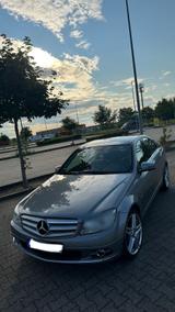 Mercedes-Benz Mercedes Benz C-Klasse 230. Avantgarde V6 - gebrauchte Mercedes-Benz E 230 aus dem Jahr 2008