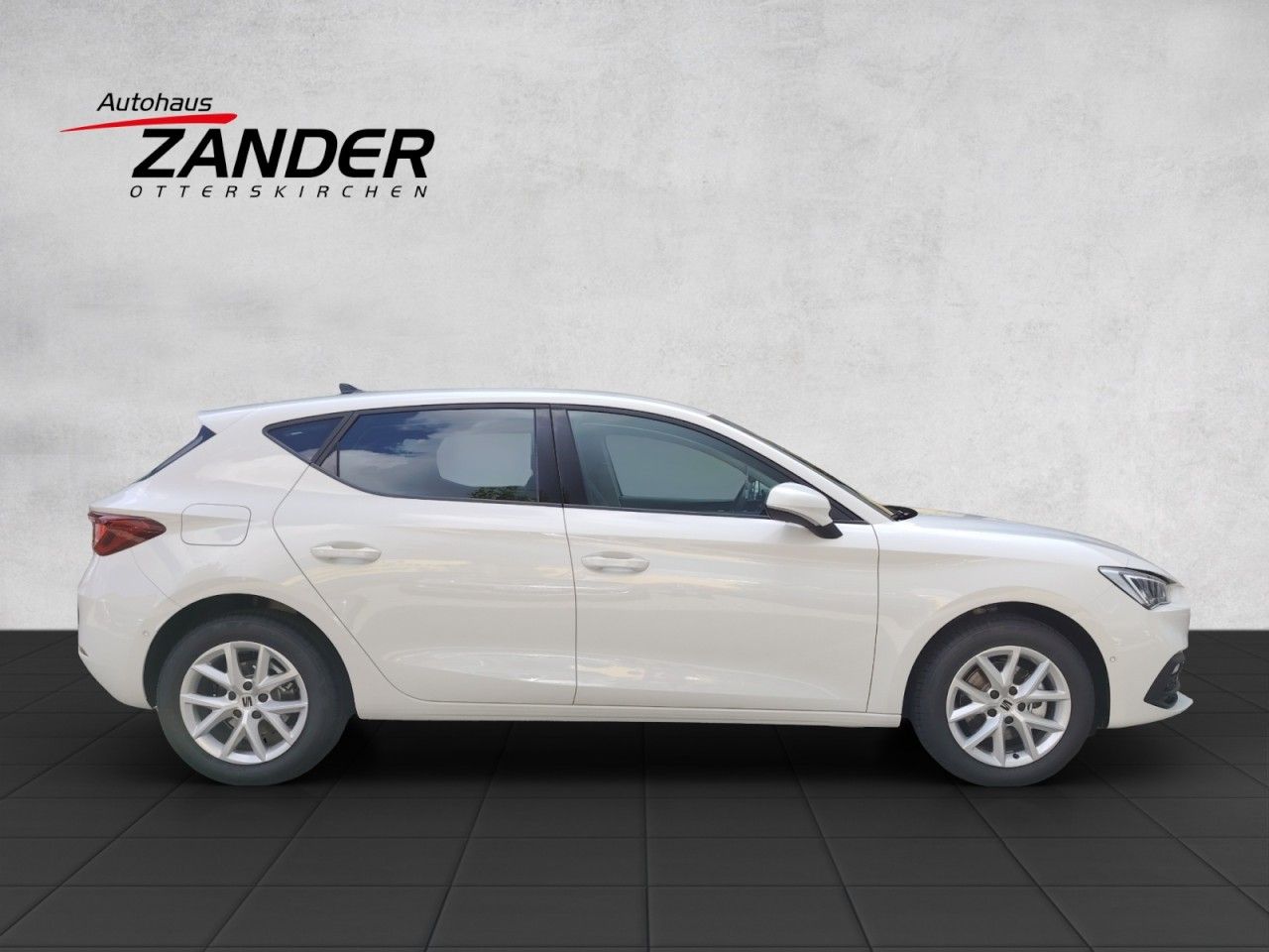 Fahrzeugabbildung SEAT Leon Style Edition Matrix-LED