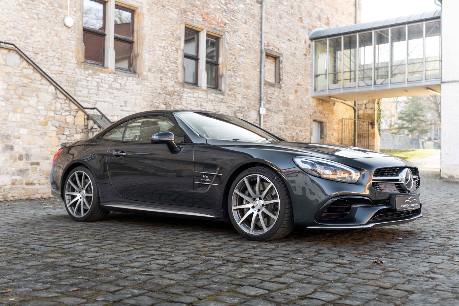 Fahrzeugabbildung Mercedes-Benz SL 63 AMG CARBON H&K KAM AIRSCRAF SOFT-CLOSE