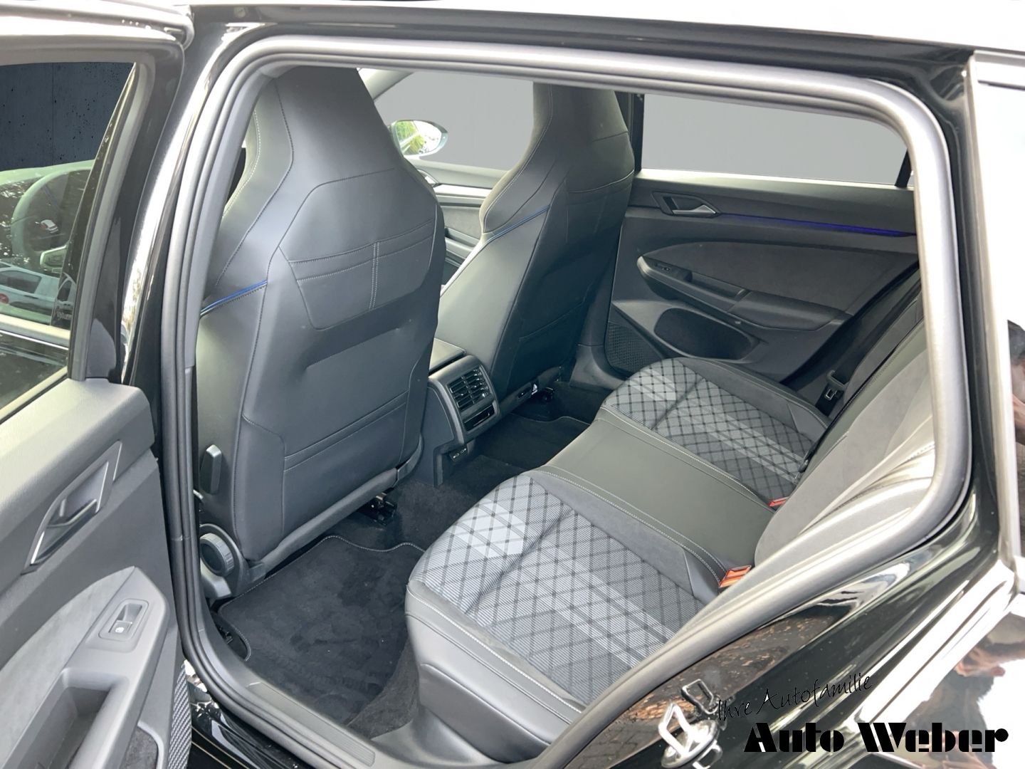 Volkswagen Golf - Bild 12