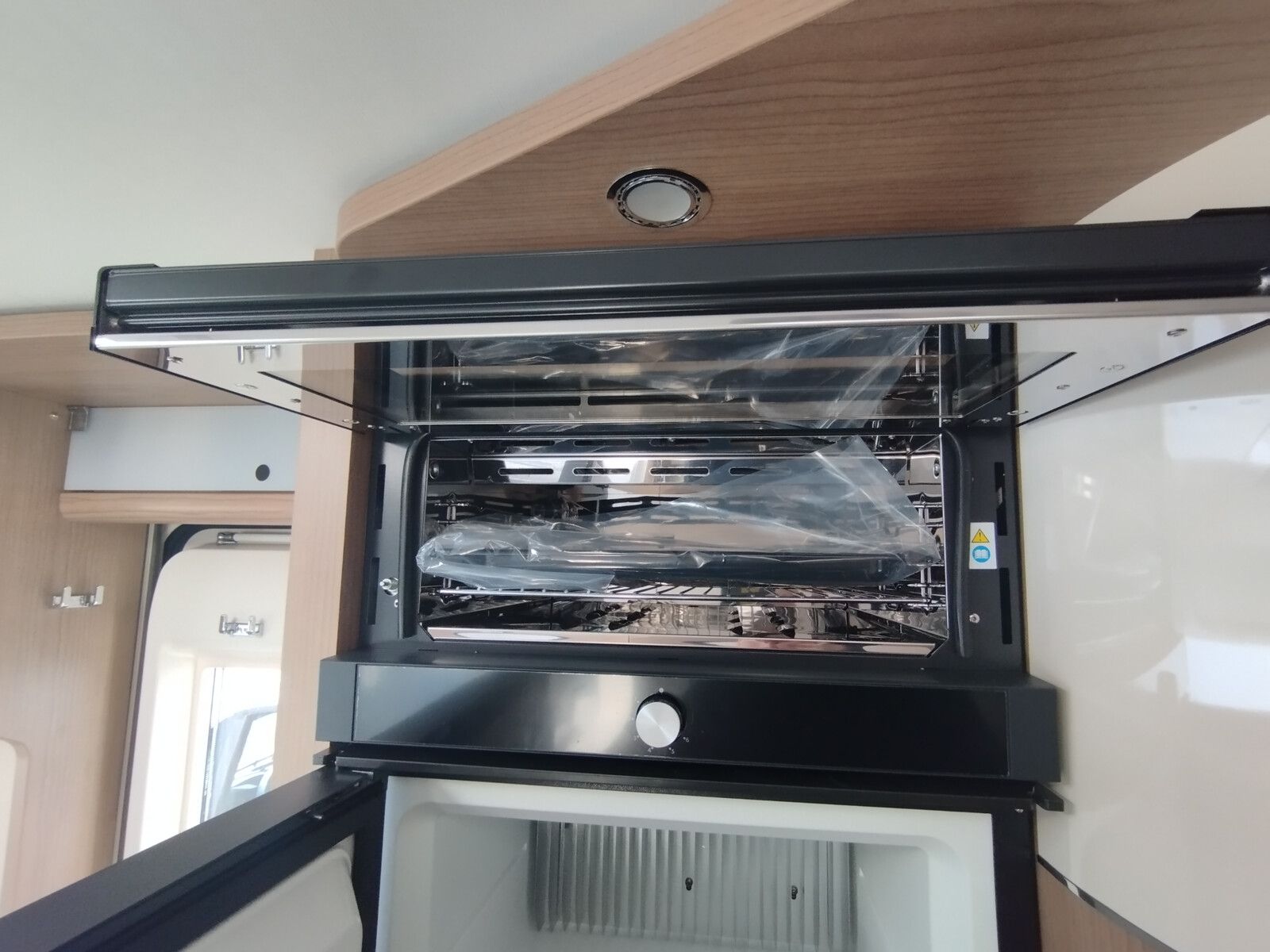Fahrzeugabbildung Malibu I 490 RB LE comfort Mercedes,Distronic,LED,Autom