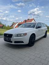 Volvo V70 2.0D Edition R Design Edition R Design - Volvo V70: R Design