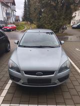 Ford Focus 1.6 Benzin Zahnriemen Neu/Klima/AC - Ford Focus aus 2005: Kombi