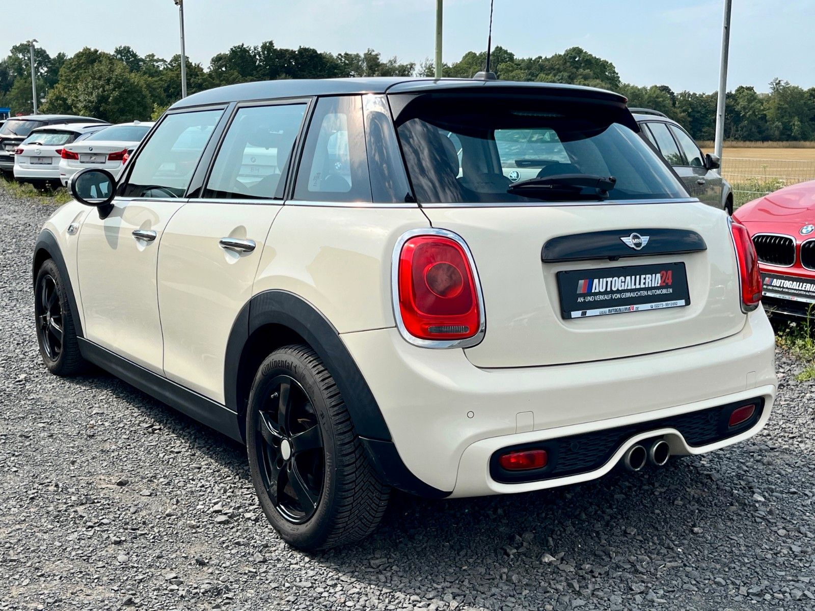 Fahrzeugabbildung MINI Cooper SD Aut. JCW Lenkrad PDC Kamera SPORTSITZE
