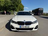 BMW 320i M-Paket, Live Cockpit, Kamera - BMW 320 Gebrauchtwagen in München