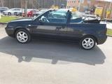 Volkswagen Golf 1.6 Colour Concept Cabriolet Colour Concept - Volkswagen Golf: Concept