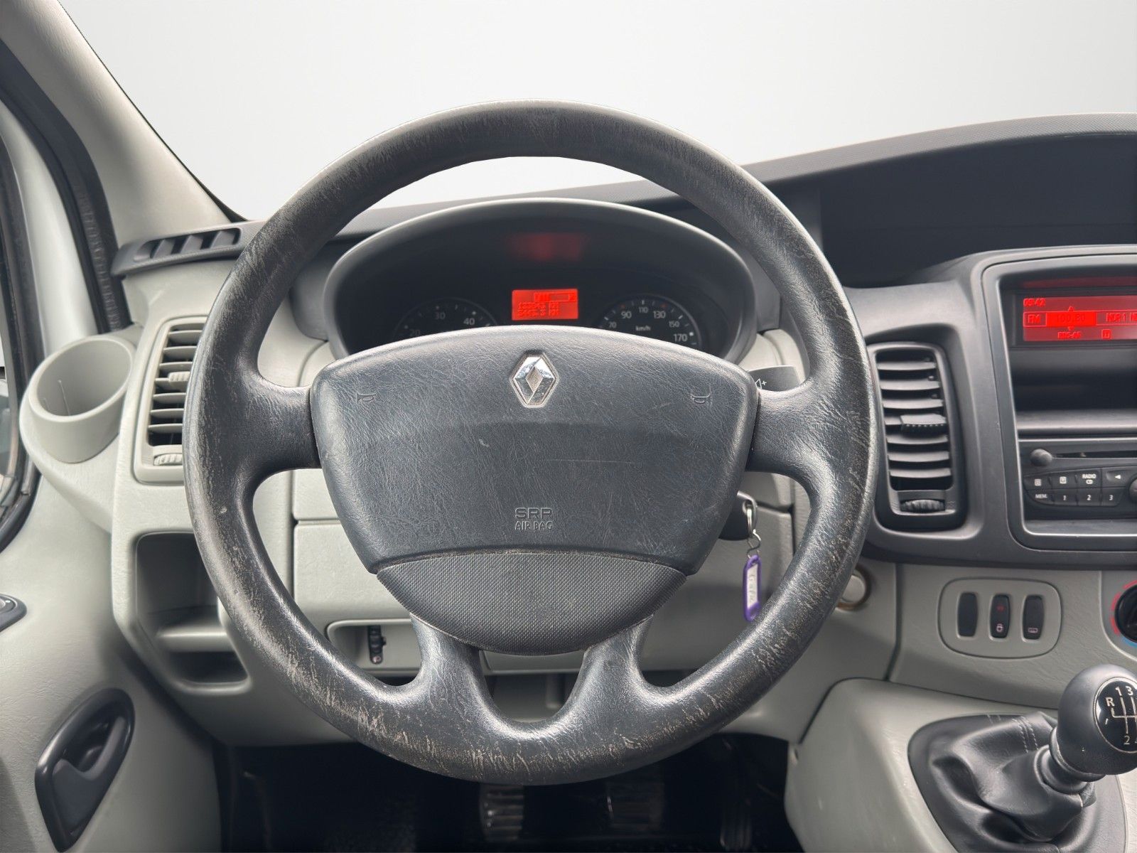 Fahrzeugabbildung Renault TRAFIC KASTEN L2H1 DOKA 2,9T KOMFORT 6-SITZER