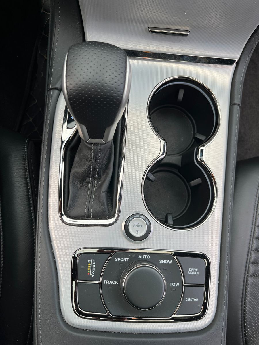 Fahrzeugabbildung Jeep Grand Cherokee 6.2 V8 Trackhawk LPG StHzg