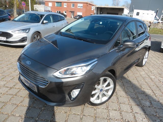 Ford Fiesta Titanium , Automatik Sitzheizung