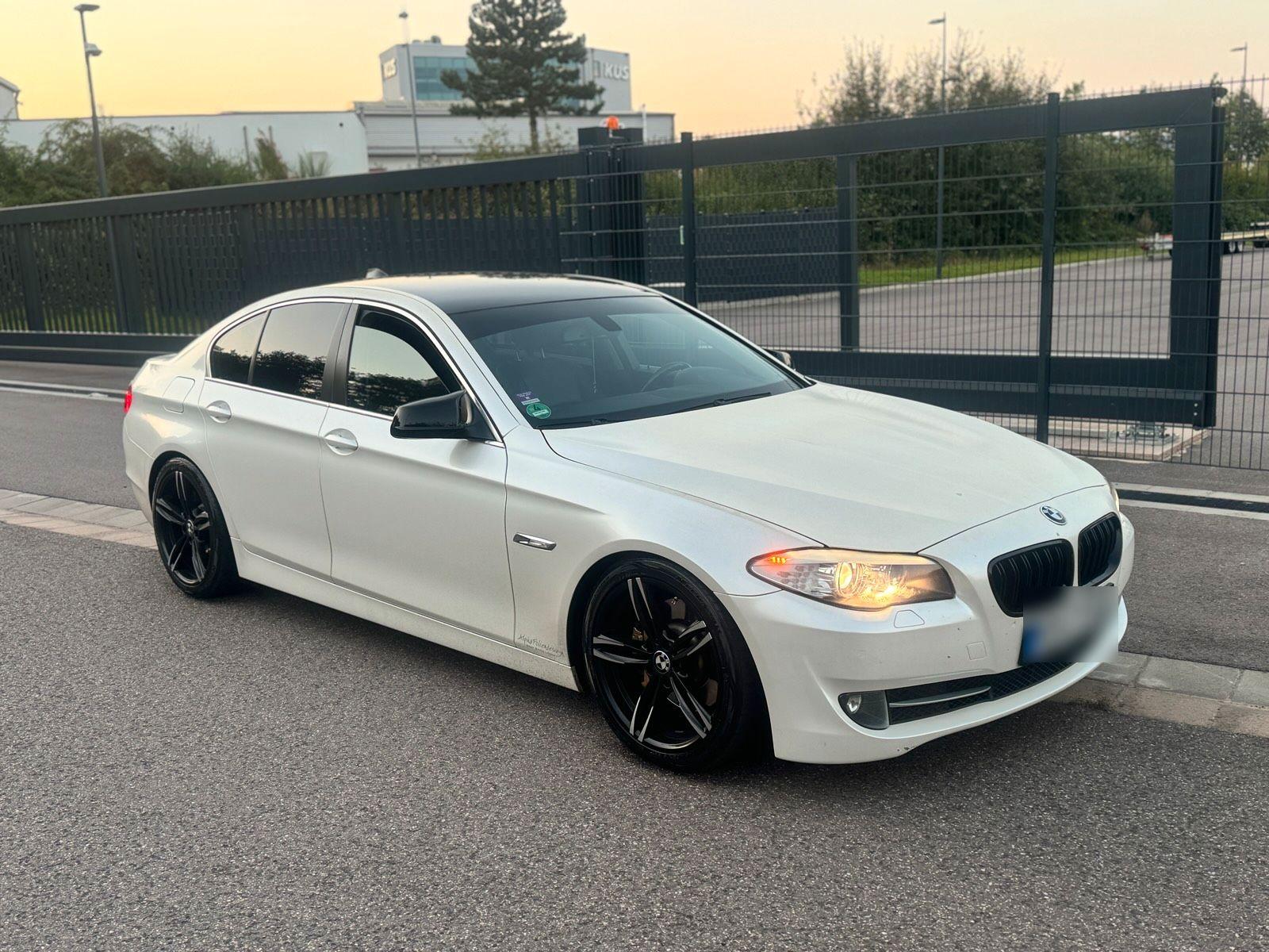 BMW 528