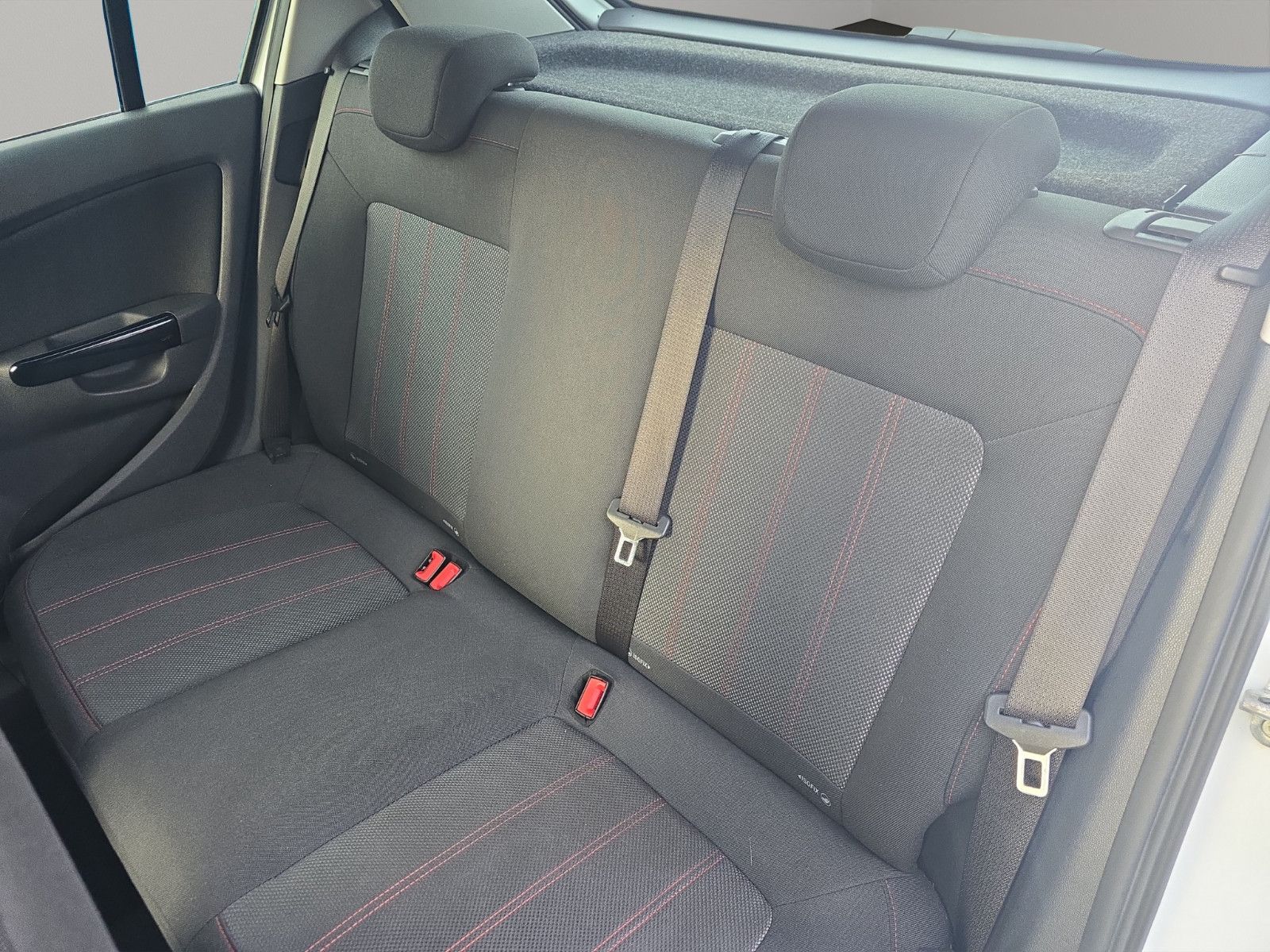 Fahrzeugabbildung Opel Corsa D Color Edition