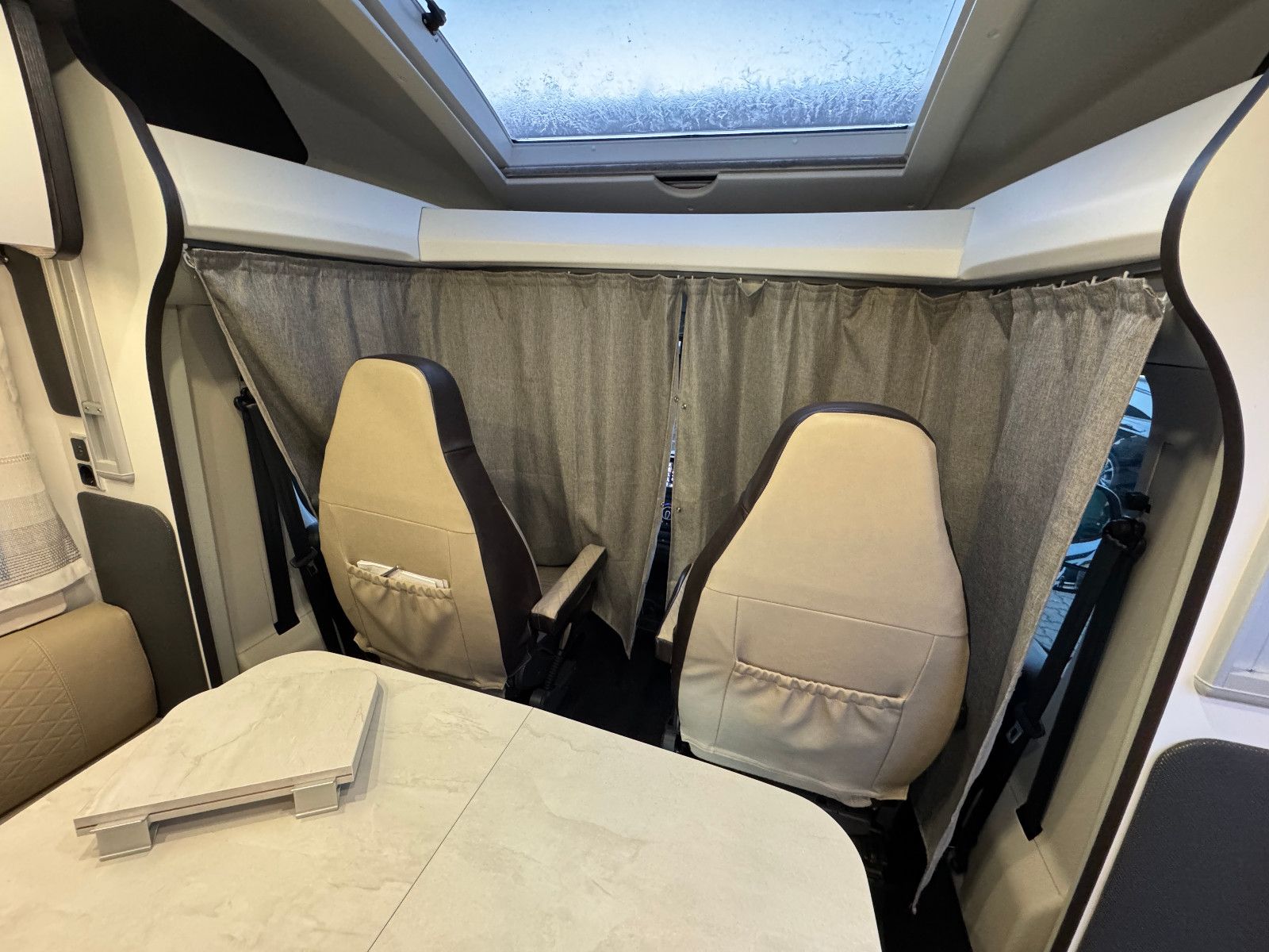 Fahrzeugabbildung Benimar Mileo M282 LOUNGE LUFTFEDERUNG SOLAR TV SAT AHK