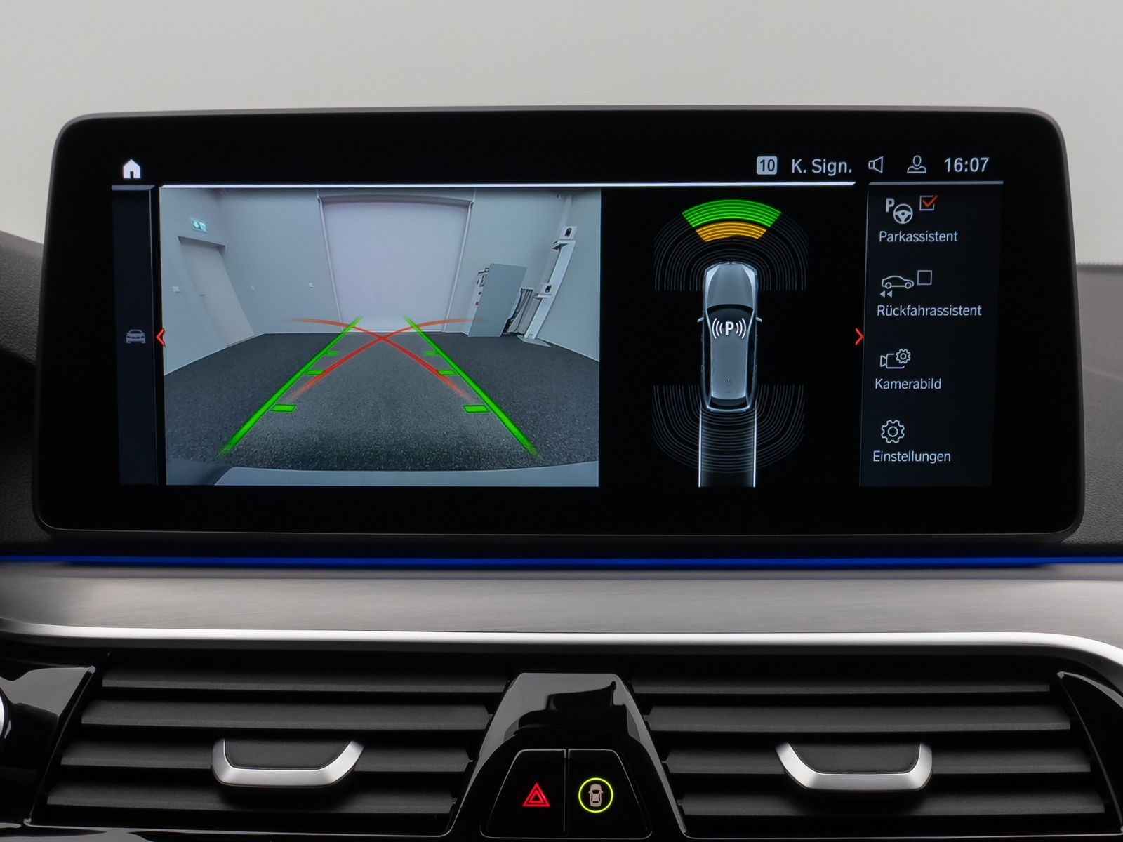 Fahrzeugabbildung BMW 540d xD M Sport Kamera HUD DAB H/K 4xKlima AHK