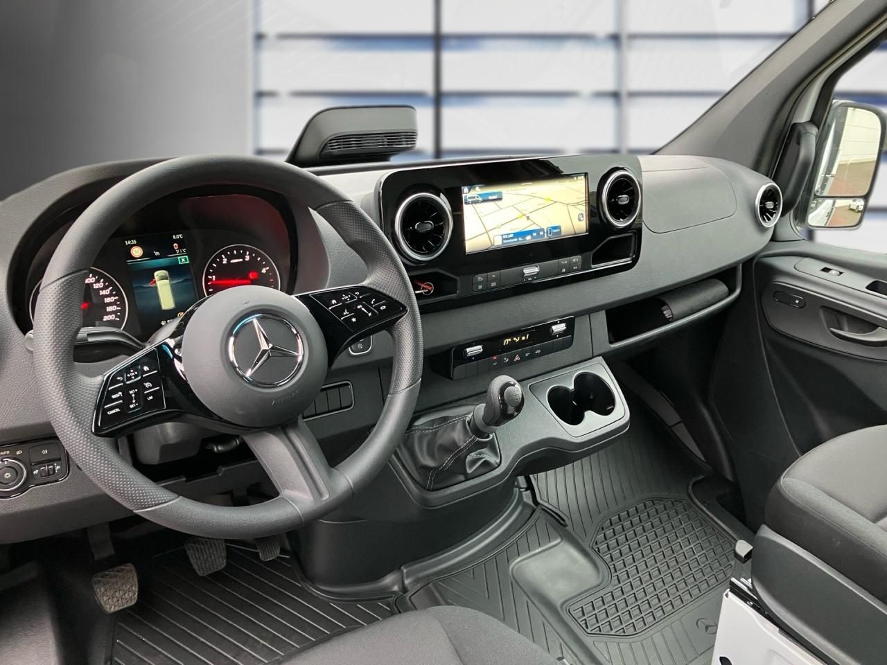 Fahrzeugabbildung Mercedes-Benz Sprinter 315 CDI Pritsche Klima Navi Kamera