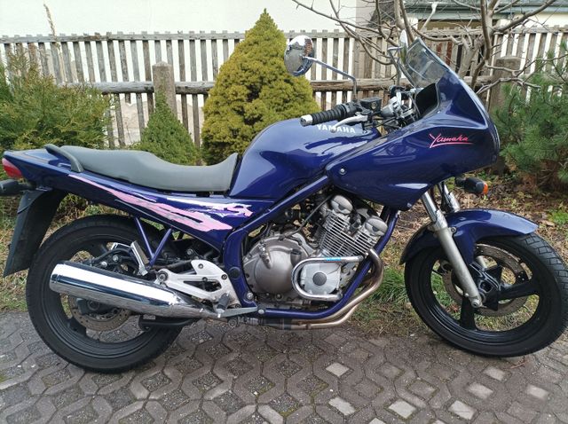 Yamaha XJ 600