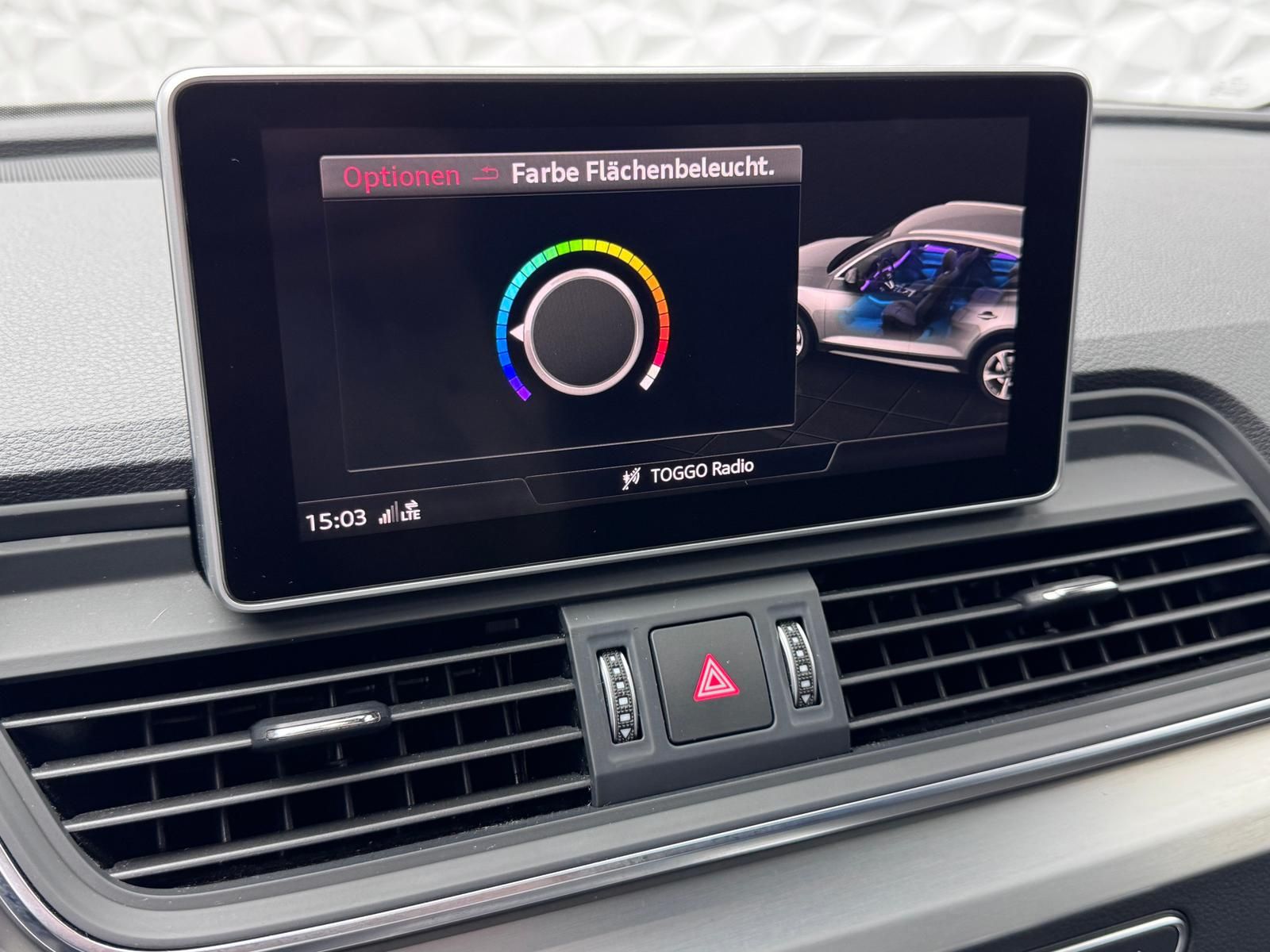 Fahrzeugabbildung Audi 40 TDI S-LINE/QUATTRO/ACC/AHK/VIRUTAL/360°/DAB