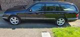 Mercedes-Benz E 430 T Elegance - Mercedes-Benz E 430 mit Benzin-Antrieb
