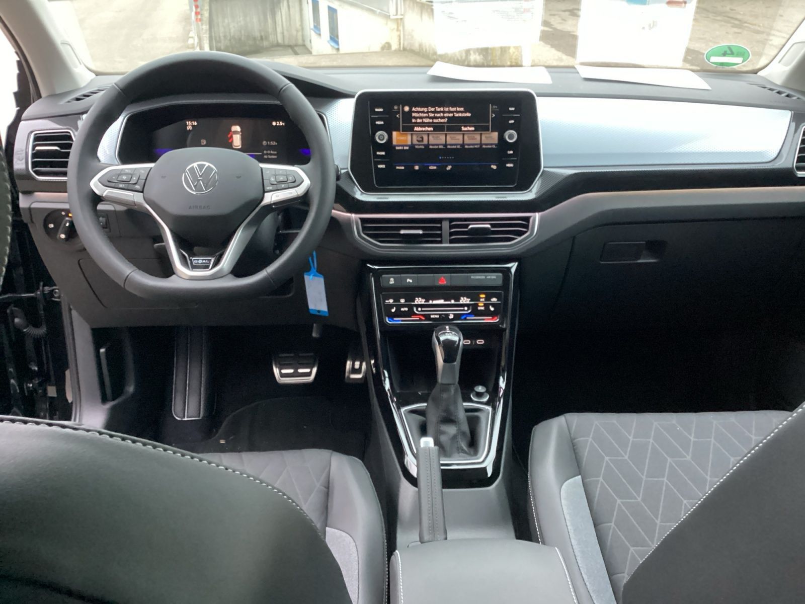 Volkswagen T-Cross - Bild 11